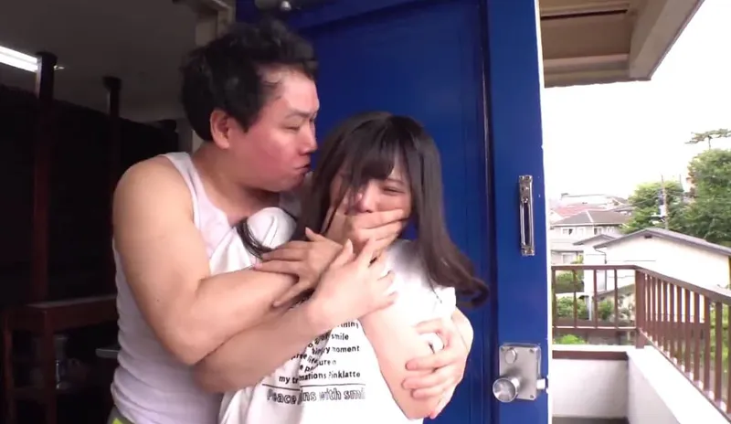 Tình đầu của tôi đã bị gã cạnh nhà xxx tơi tả