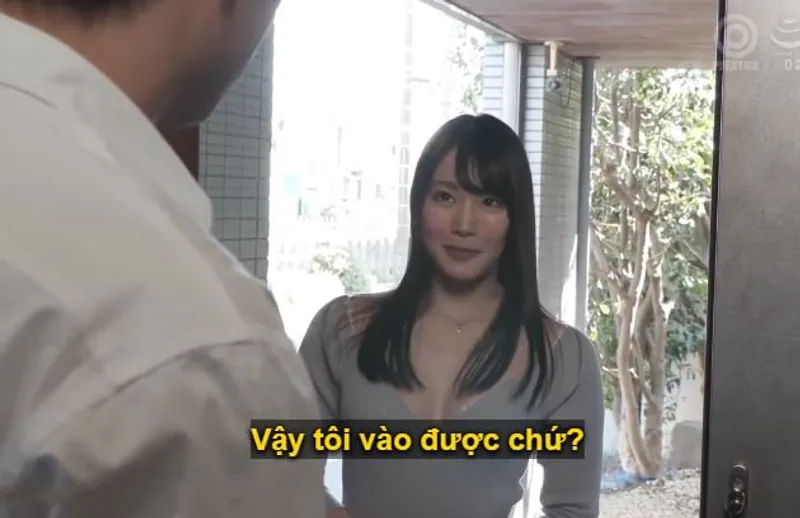 Chàng trai giàu sang bên cạnh bị cô em hàng xóm xinh tươi, đã lập gia đình, mới dọn về dụ dỗ quan hệ.