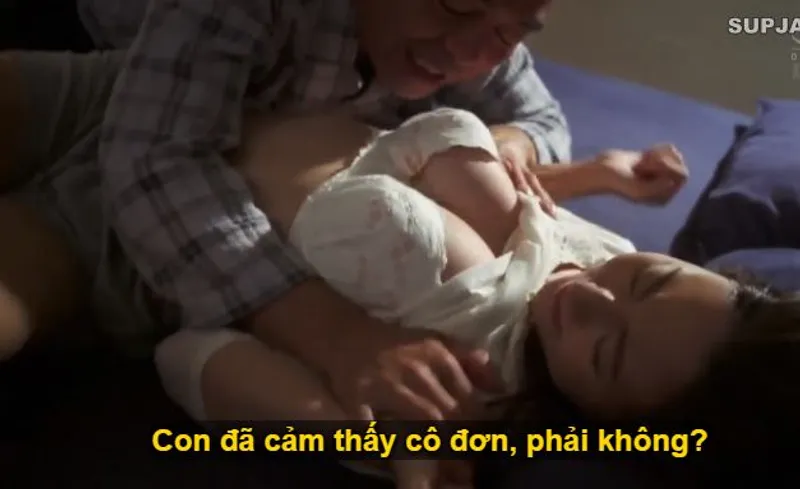 Nhìn con trai mải miết lao đầu vào việc, khiến người yêu của nó cô quạnh, ông bố chồng liều lĩnh đè bẹp con dâu.